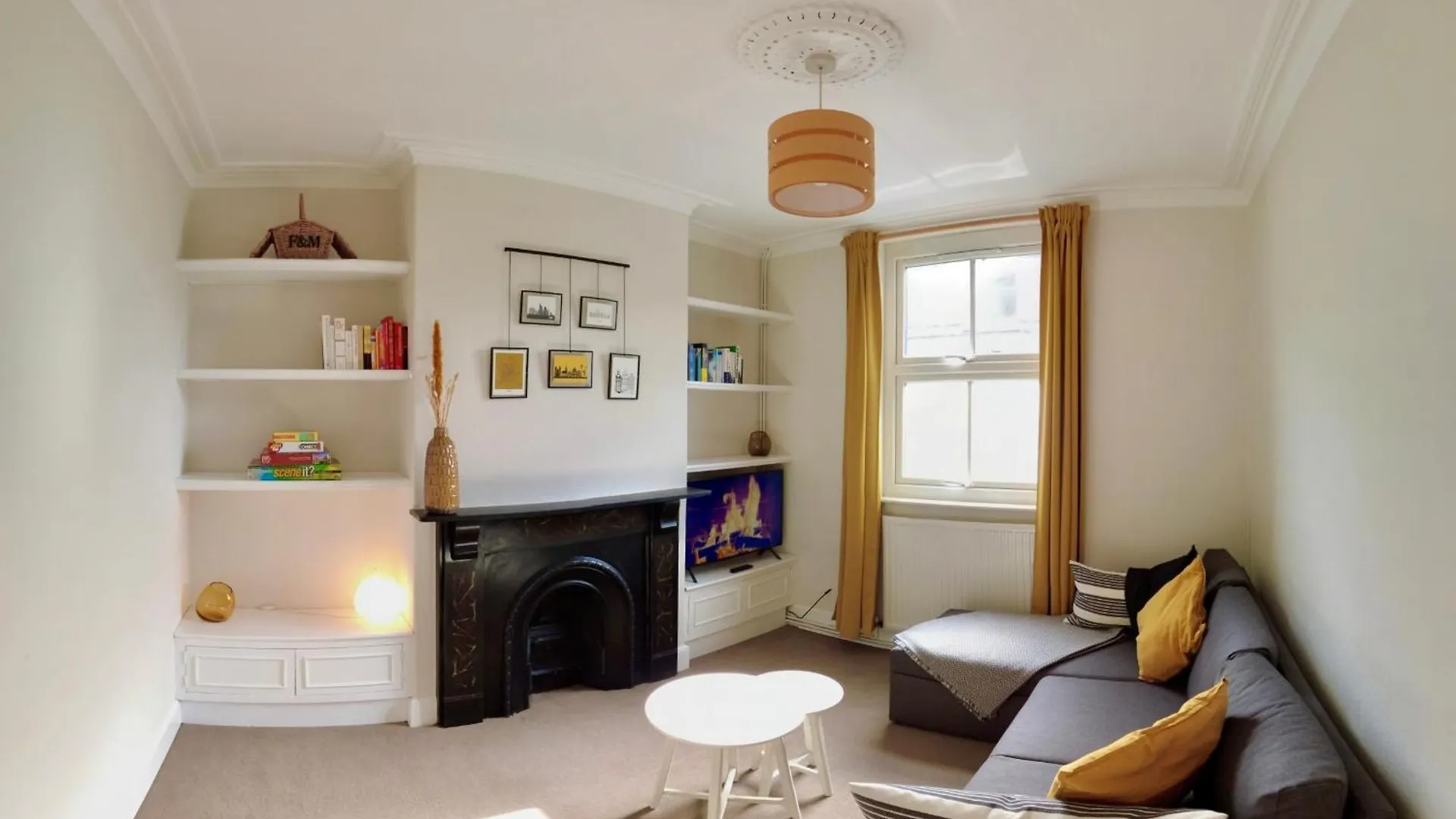 2-Bed Terraced Home - 5 Min Walk To The City Walls York